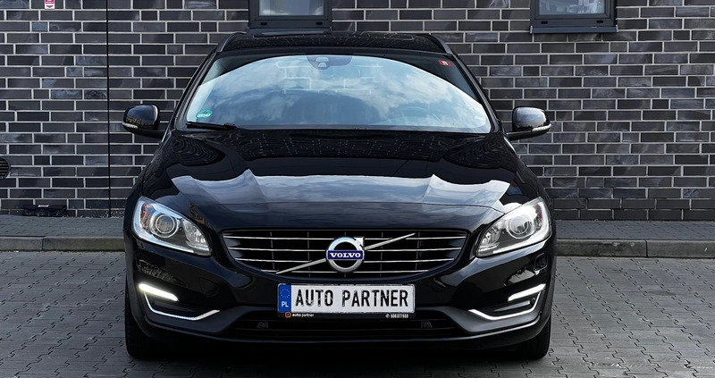 Volvo V60 cena 48500 przebieg: 178000, rok produkcji 2015 z Katowice małe 667